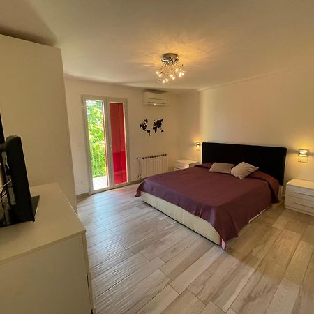 Reverso - Alloggi Con Solarium Vista Mare Caorle Zewnętrze zdjęcie