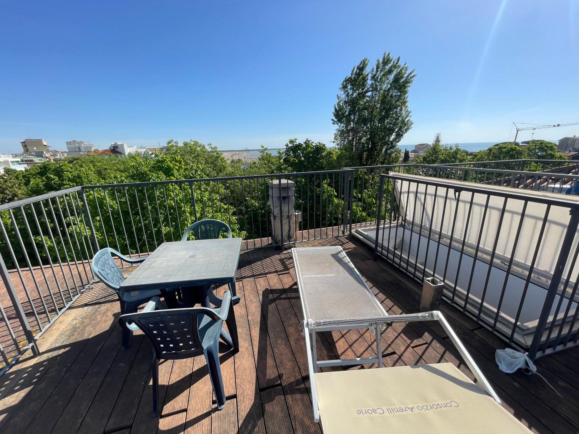 Reverso - Alloggi Con Solarium Vista Mare Caorle Zewnętrze zdjęcie